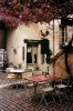 Saint-Emilion - La terrAsse d'un cAfé - (c) 2004 OuiLeO.cOm Saint-Emilion - La terrAsse d'un cAfé - (c) 2004 OuiLeO.cOm